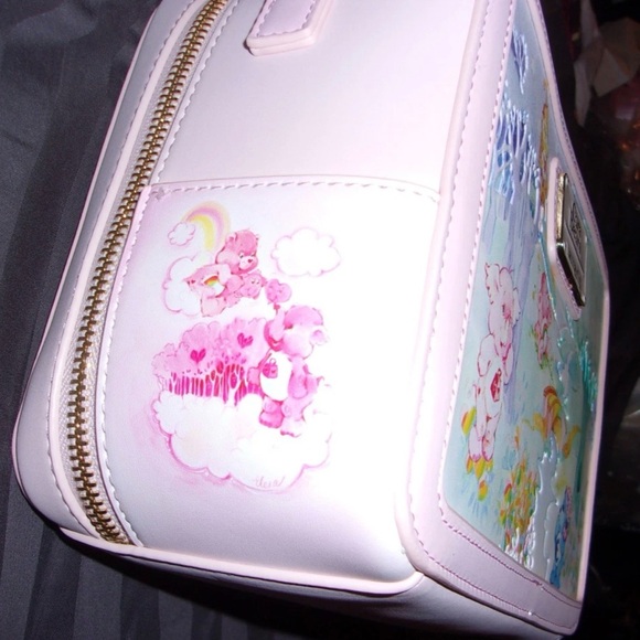 NWT- Care Bears/ Carebear Cousins Loungefly Lunchbox crossbody and Cardholder - Picture 16 of 16